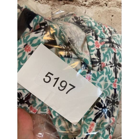 Talbots Top Womens Medium Tunic Turquoise Medallion Print Cotton Modal Stretch - Picture 9 of 12